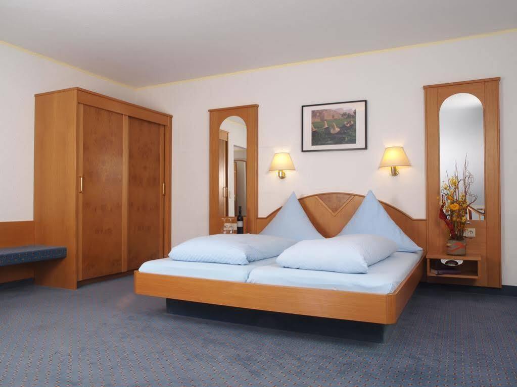 Weingut Sandwiese Winzerhotel Worms Extérieur photo